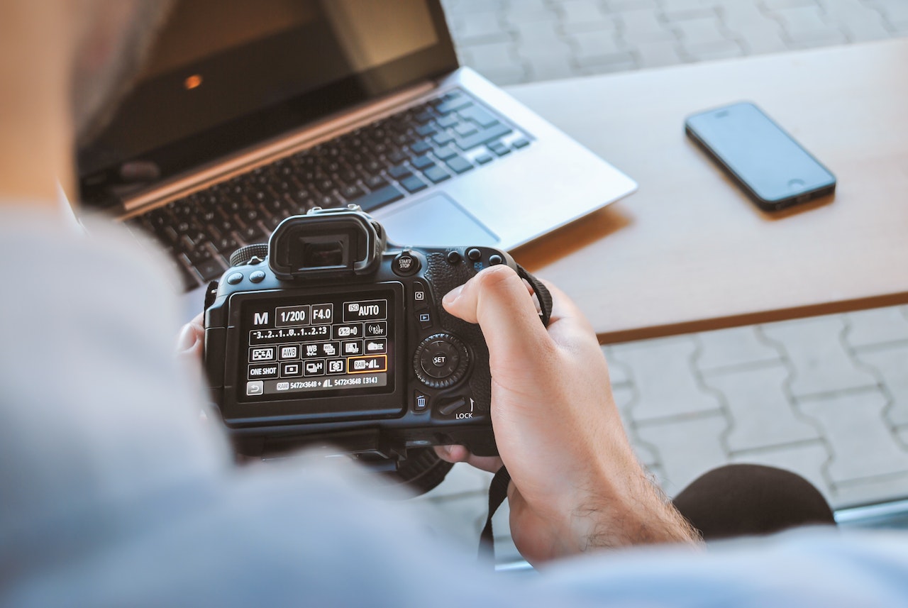How to batch resize images to reduce loading times